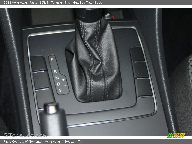 Tungsten Silver Metallic / Titan Black 2012 Volkswagen Passat 2.5L S