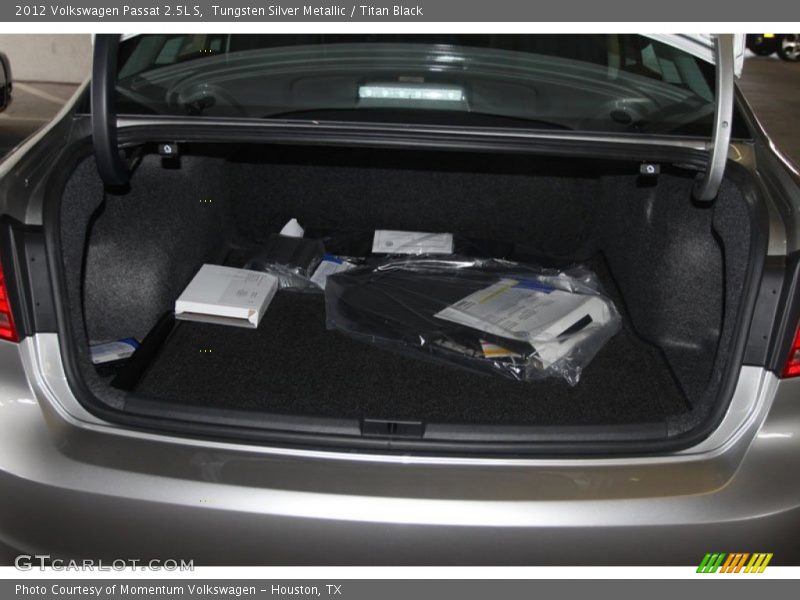 Tungsten Silver Metallic / Titan Black 2012 Volkswagen Passat 2.5L S