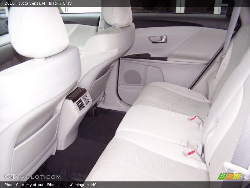 Black / Gray 2010 Toyota Venza I4