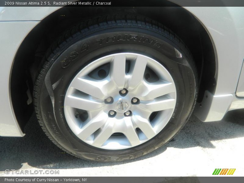 Radiant Silver Metallic / Charcoal 2009 Nissan Altima 2.5 S