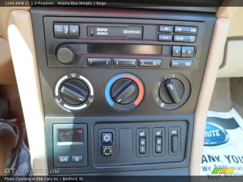 Controls of 1998 Z3 1.9 Roadster