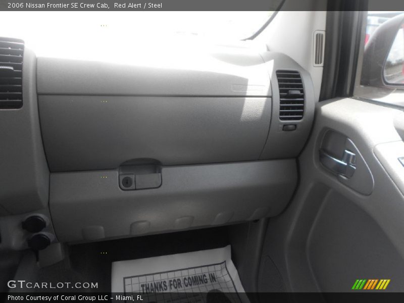 Red Alert / Steel 2006 Nissan Frontier SE Crew Cab