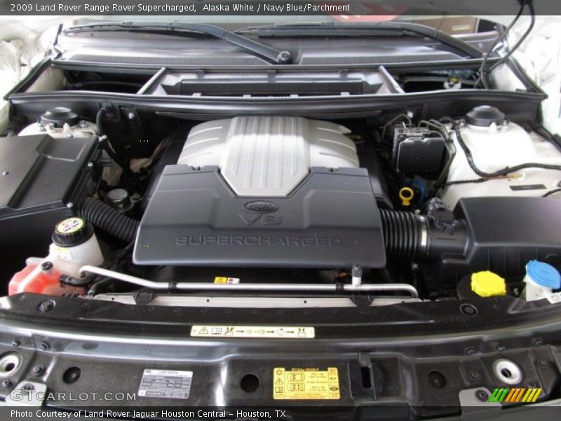 Alaska White / Navy Blue/Parchment 2009 Land Rover Range Rover Supercharged