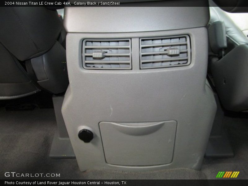 Galaxy Black / Sand/Steel 2004 Nissan Titan LE Crew Cab 4x4