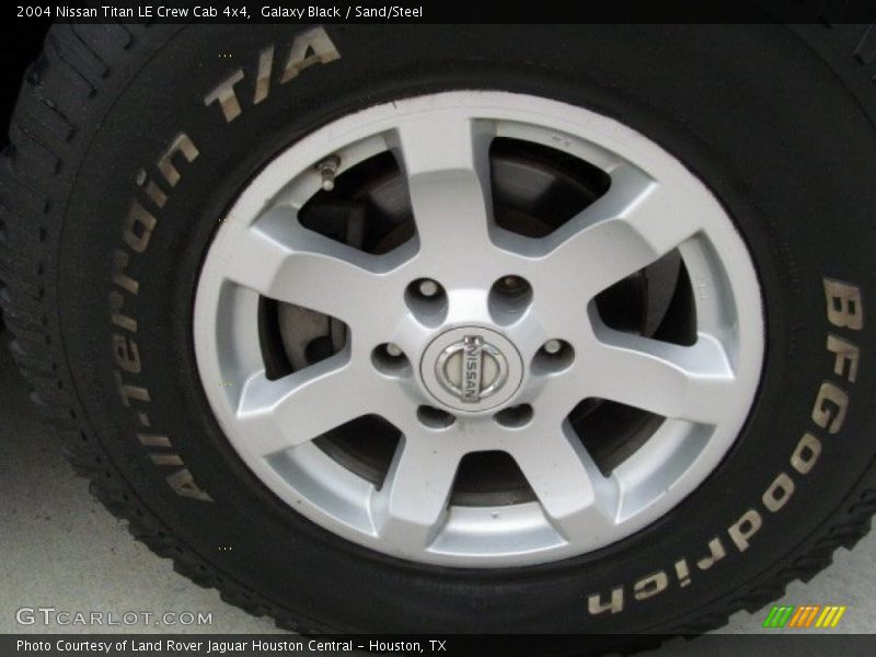 Galaxy Black / Sand/Steel 2004 Nissan Titan LE Crew Cab 4x4