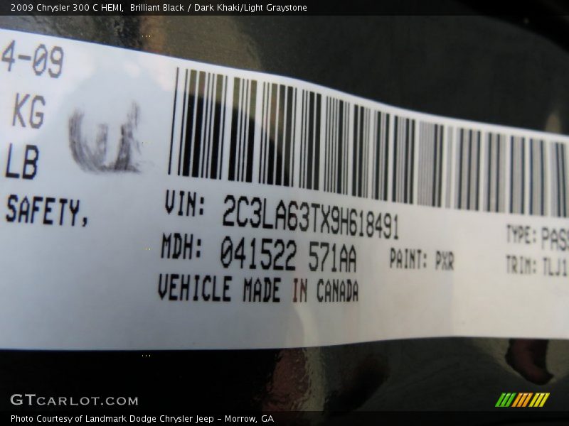 Brilliant Black / Dark Khaki/Light Graystone 2009 Chrysler 300 C HEMI