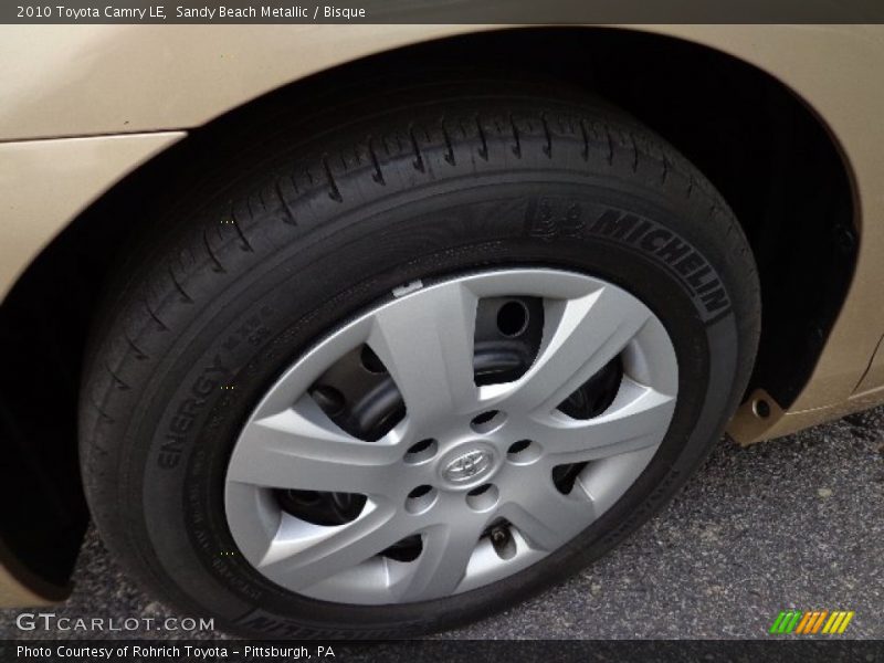 Sandy Beach Metallic / Bisque 2010 Toyota Camry LE