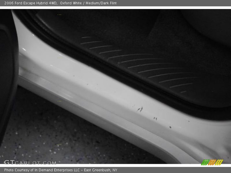 Oxford White / Medium/Dark Flint 2006 Ford Escape Hybrid 4WD