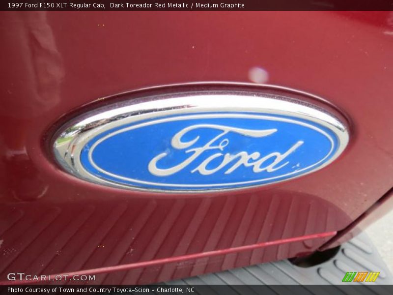 Dark Toreador Red Metallic / Medium Graphite 1997 Ford F150 XLT Regular Cab