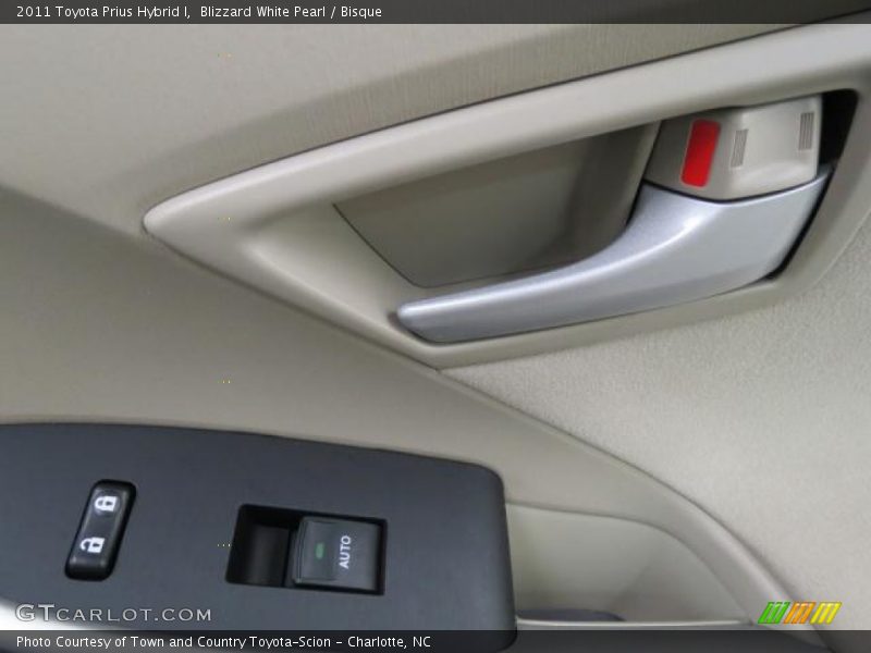 Blizzard White Pearl / Bisque 2011 Toyota Prius Hybrid I