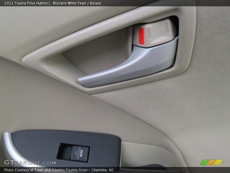Blizzard White Pearl / Bisque 2011 Toyota Prius Hybrid I