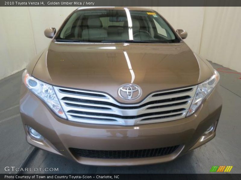 Golden Umber Mica / Ivory 2010 Toyota Venza I4