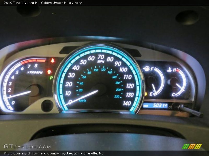 Golden Umber Mica / Ivory 2010 Toyota Venza I4