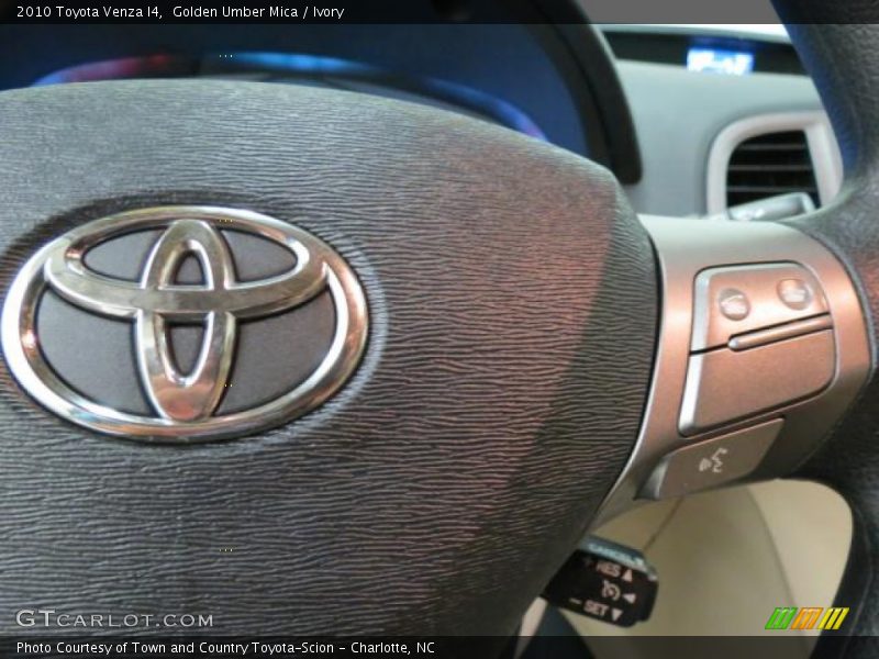 Golden Umber Mica / Ivory 2010 Toyota Venza I4