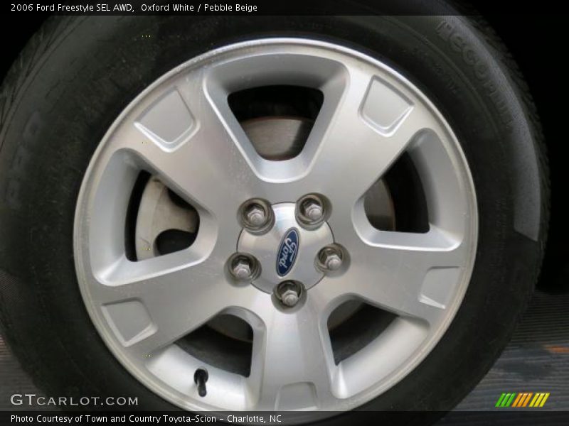  2006 Freestyle SEL AWD Wheel