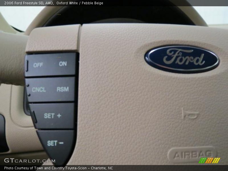Controls of 2006 Freestyle SEL AWD