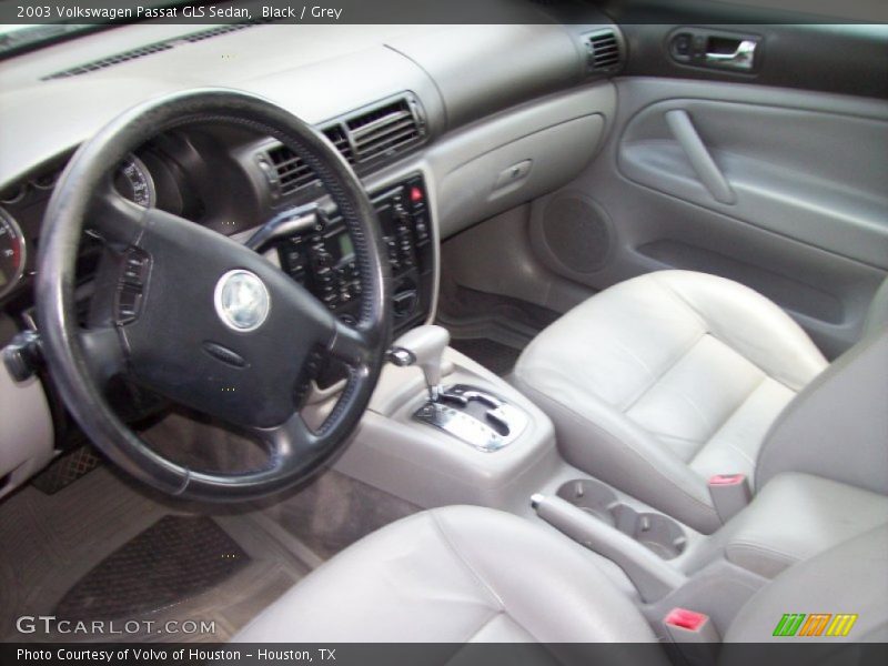 Black / Grey 2003 Volkswagen Passat GLS Sedan