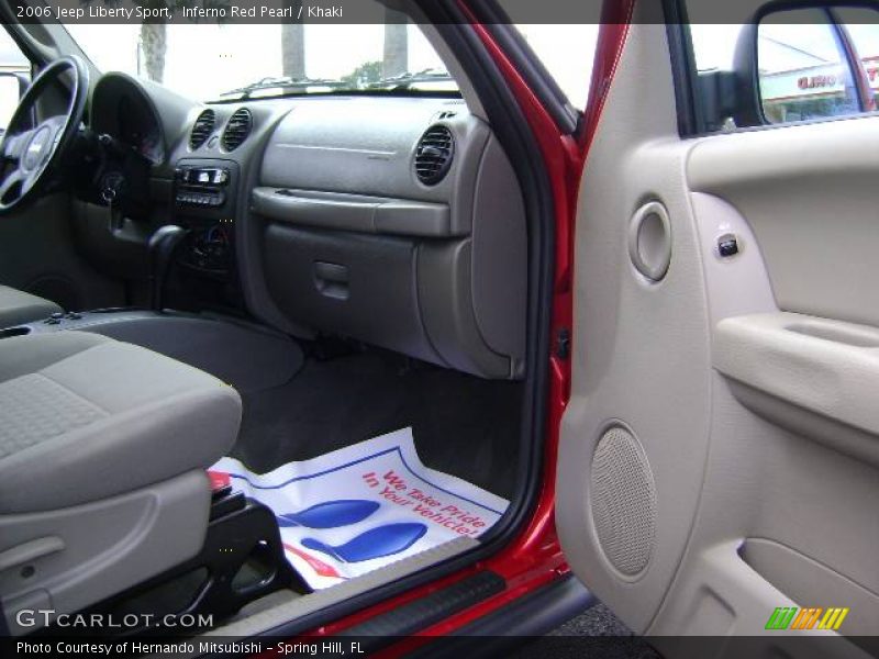 Inferno Red Pearl / Khaki 2006 Jeep Liberty Sport