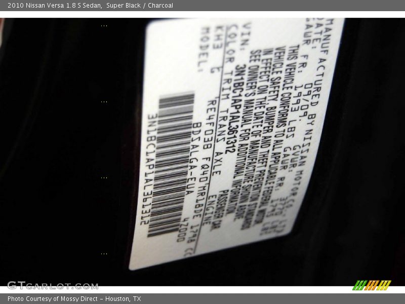 Super Black / Charcoal 2010 Nissan Versa 1.8 S Sedan