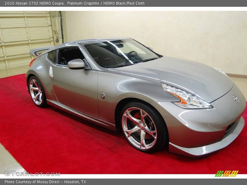 Platinum Graphite / NISMO Black/Red Cloth 2010 Nissan 370Z NISMO Coupe