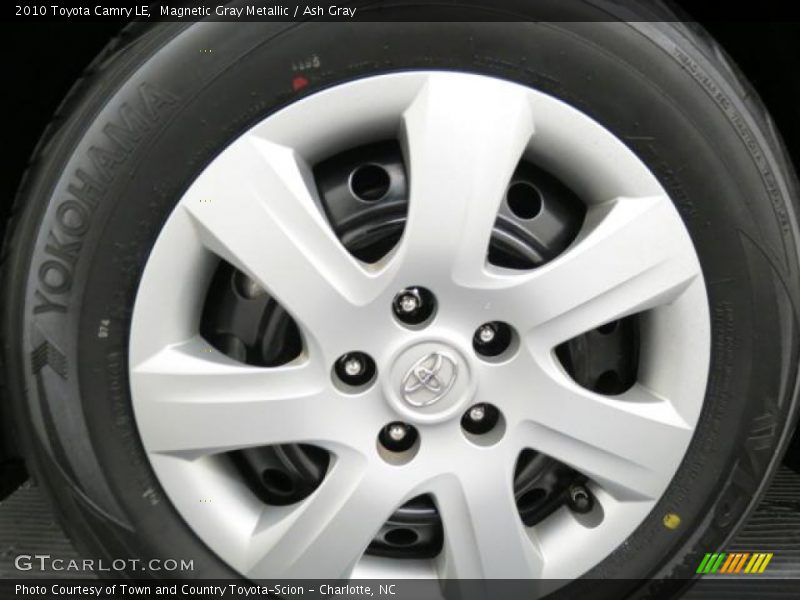 Magnetic Gray Metallic / Ash Gray 2010 Toyota Camry LE