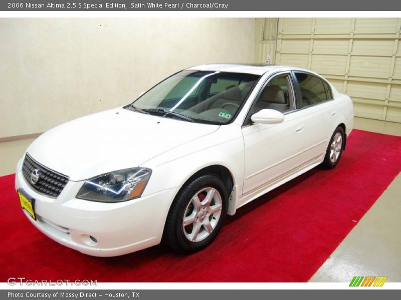 Satin White Pearl / Charcoal/Gray 2006 Nissan Altima 2.5 S Special Edition