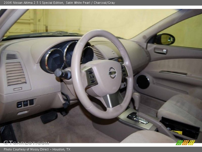 Satin White Pearl / Charcoal/Gray 2006 Nissan Altima 2.5 S Special Edition