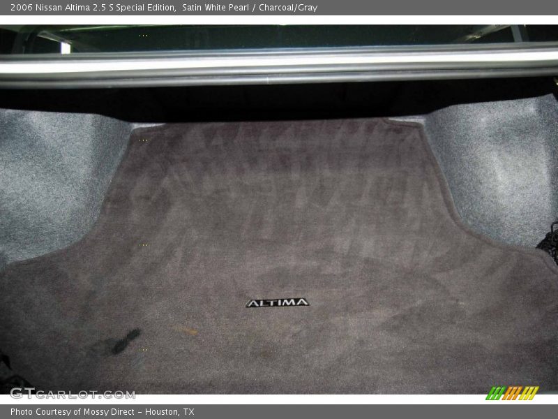 Satin White Pearl / Charcoal/Gray 2006 Nissan Altima 2.5 S Special Edition