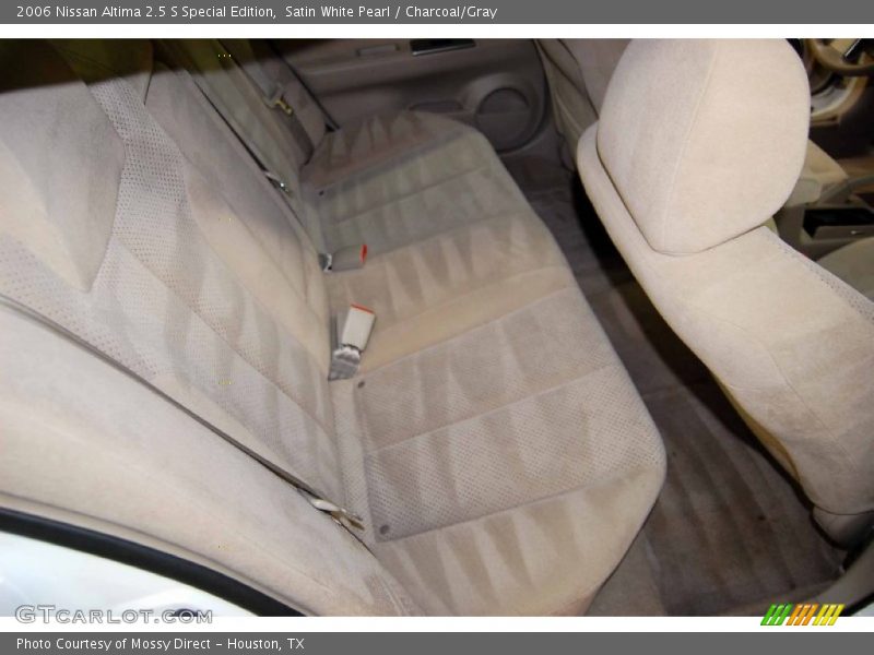 Satin White Pearl / Charcoal/Gray 2006 Nissan Altima 2.5 S Special Edition