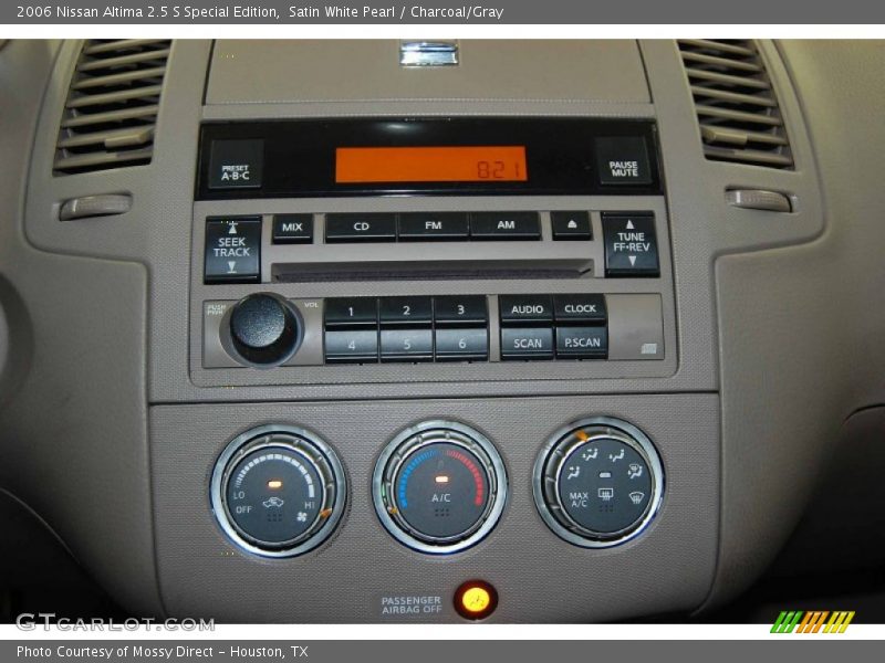 Satin White Pearl / Charcoal/Gray 2006 Nissan Altima 2.5 S Special Edition