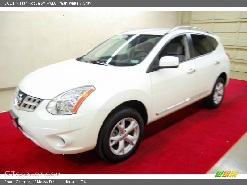 Pearl White / Gray 2011 Nissan Rogue SV AWD