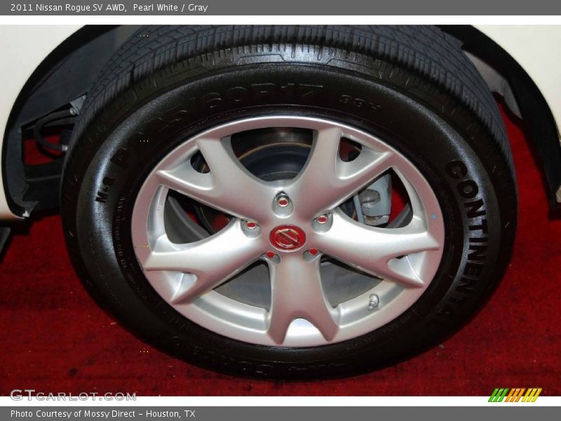 Pearl White / Gray 2011 Nissan Rogue SV AWD