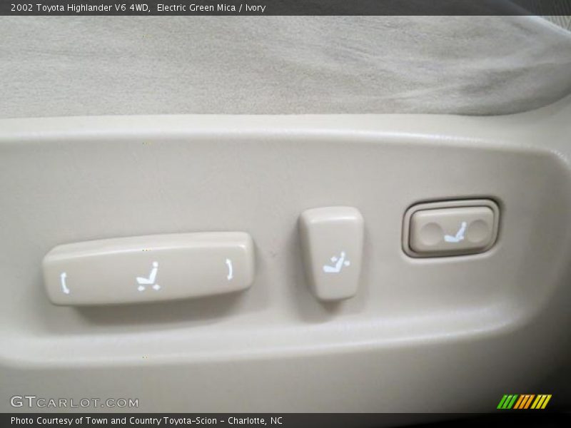 Electric Green Mica / Ivory 2002 Toyota Highlander V6 4WD