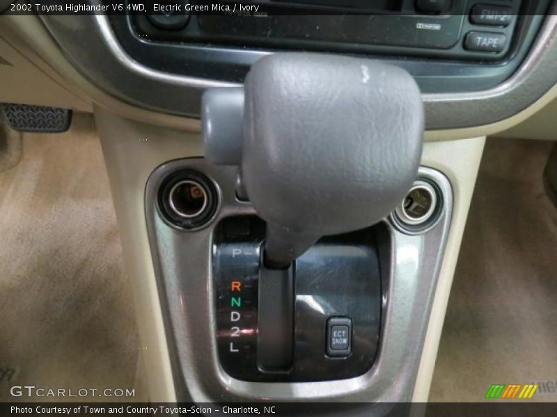 Electric Green Mica / Ivory 2002 Toyota Highlander V6 4WD
