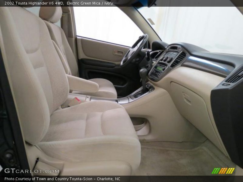 Electric Green Mica / Ivory 2002 Toyota Highlander V6 4WD