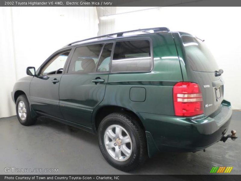 Electric Green Mica / Ivory 2002 Toyota Highlander V6 4WD