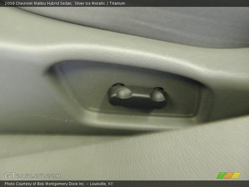 Silver Ice Metallic / Titanium 2009 Chevrolet Malibu Hybrid Sedan
