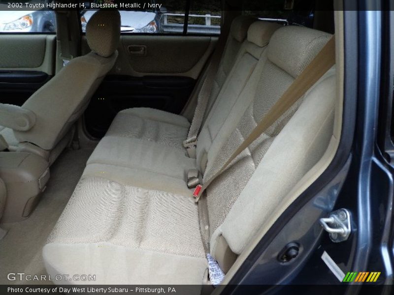 Bluestone Metallic / Ivory 2002 Toyota Highlander I4