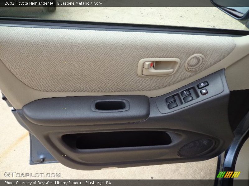 Bluestone Metallic / Ivory 2002 Toyota Highlander I4