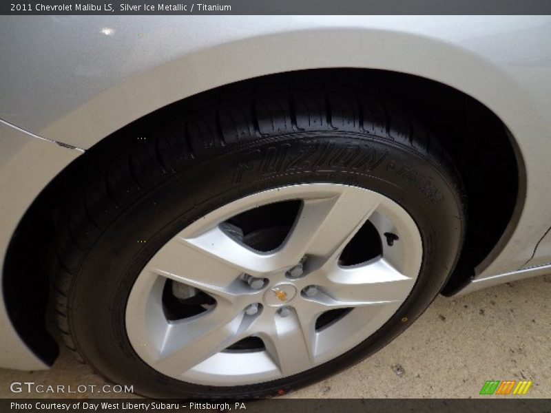 Silver Ice Metallic / Titanium 2011 Chevrolet Malibu LS