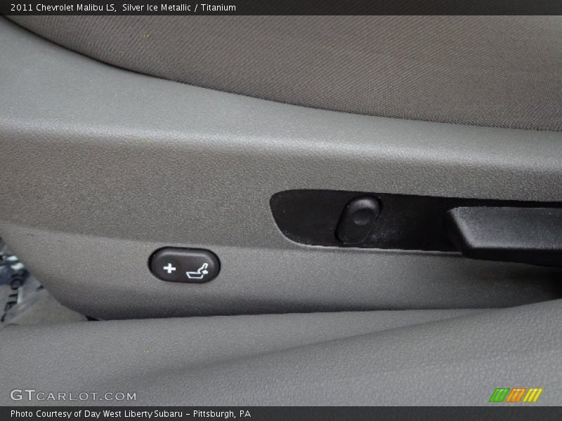 Silver Ice Metallic / Titanium 2011 Chevrolet Malibu LS