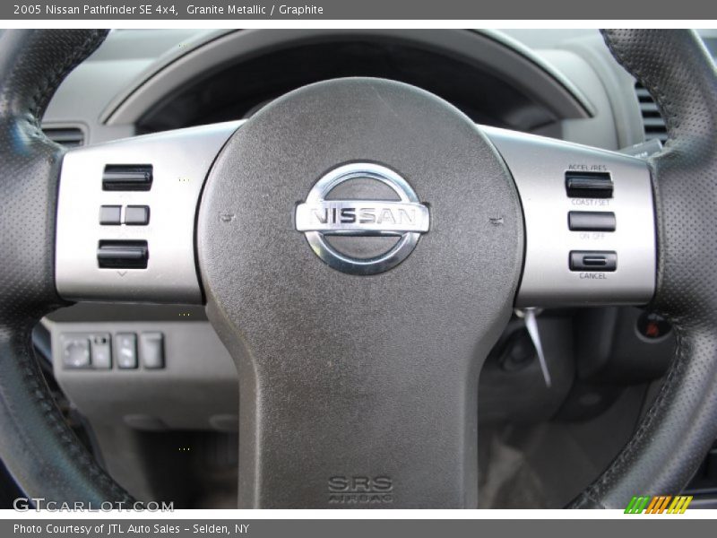 Granite Metallic / Graphite 2005 Nissan Pathfinder SE 4x4