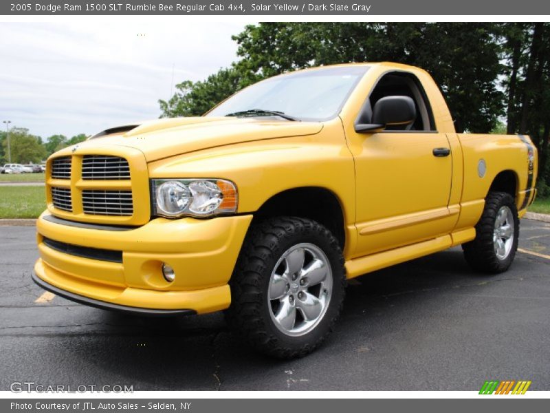 Front 3/4 View of 2005 Ram 1500 SLT Rumble Bee Regular Cab 4x4