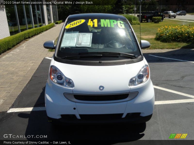 Crystal White / design Black 2010 Smart fortwo passion coupe