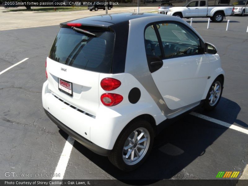 Crystal White / design Black 2010 Smart fortwo passion coupe