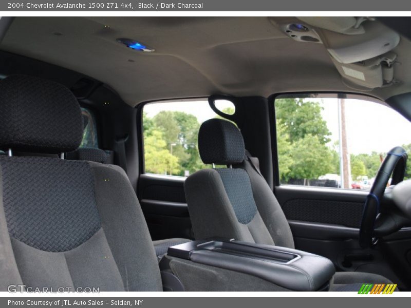 Black / Dark Charcoal 2004 Chevrolet Avalanche 1500 Z71 4x4