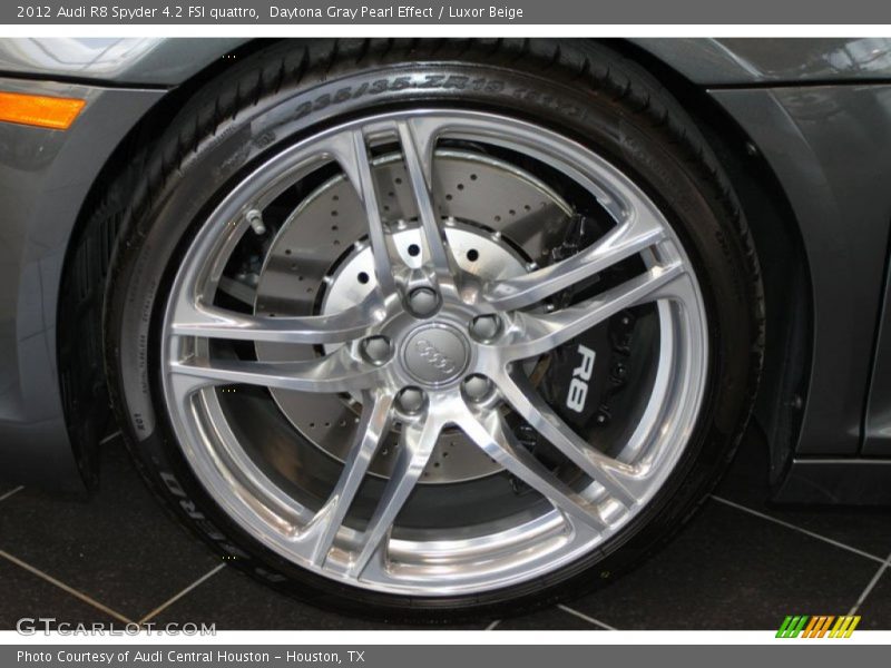  2012 R8 Spyder 4.2 FSI quattro Wheel