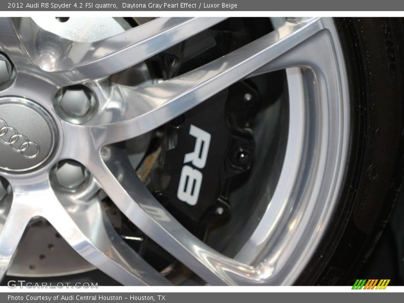 Daytona Gray Pearl Effect / Luxor Beige 2012 Audi R8 Spyder 4.2 FSI quattro