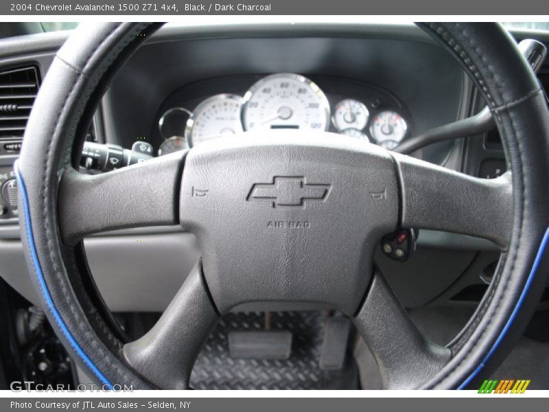 Black / Dark Charcoal 2004 Chevrolet Avalanche 1500 Z71 4x4