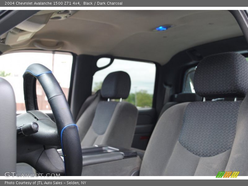 Black / Dark Charcoal 2004 Chevrolet Avalanche 1500 Z71 4x4